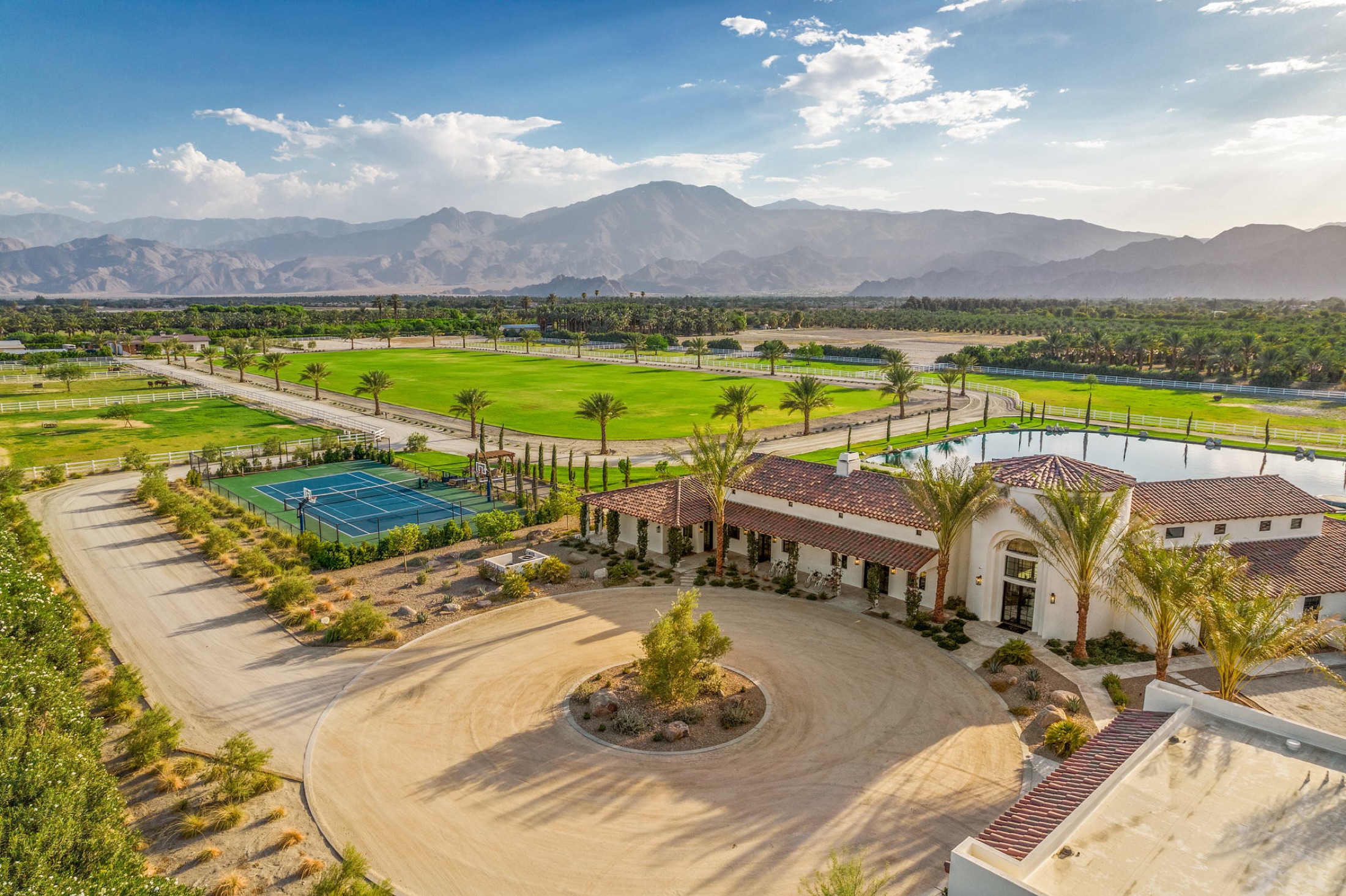 Guests enjoying the grounds at Cavallo Ranch